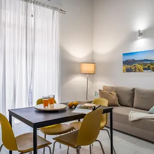  Aparthotel Open Sicily Homes - Near The Train Station Italia